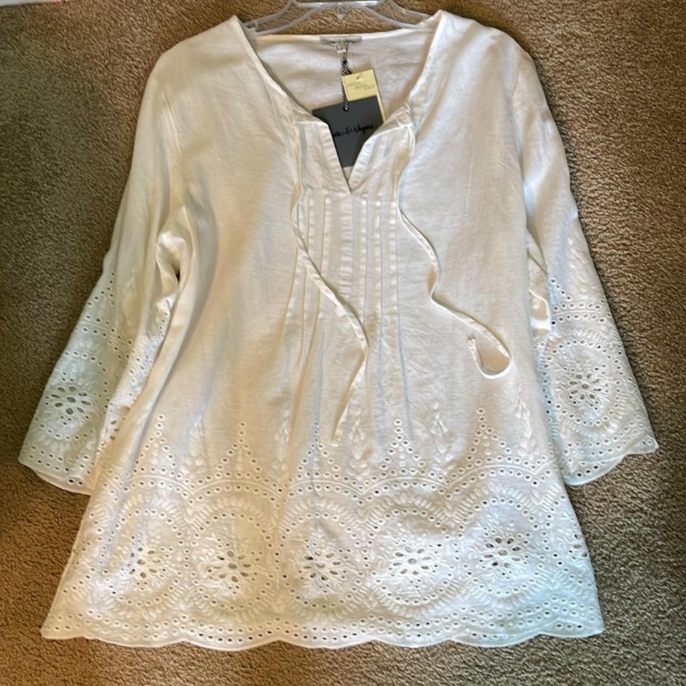 Rose & Rhyme eyelet trimmed top, Large cotton/linen 3/4 sleeve,  NWT